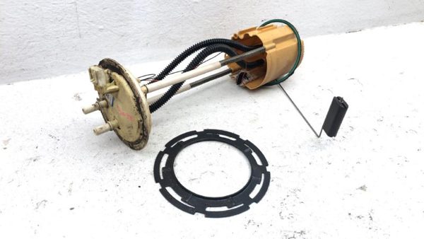 11-15 Ford F250 Complete Fuel Pump With Sending Unit Gas Level 6.7L Powerstroke — photo 1