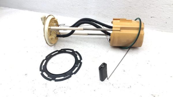 11-15 Ford F250 Complete Fuel Pump With Sending Unit Gas Level 6.7L Powerstroke — photo 2