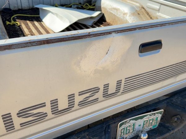 1991 Isuzu Pickup Trunk/decklid/hatch/tailgate Silver — photo 6