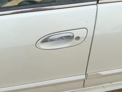 2000-2001 Infiniti I30 Driver Left Front Outside Door Handle Oem White