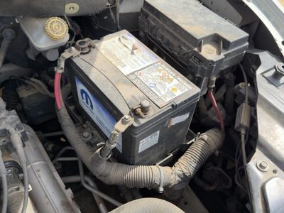09-10 Chrysler Town & Country Complete Battery Box Mount Tray With Hold Down Oem