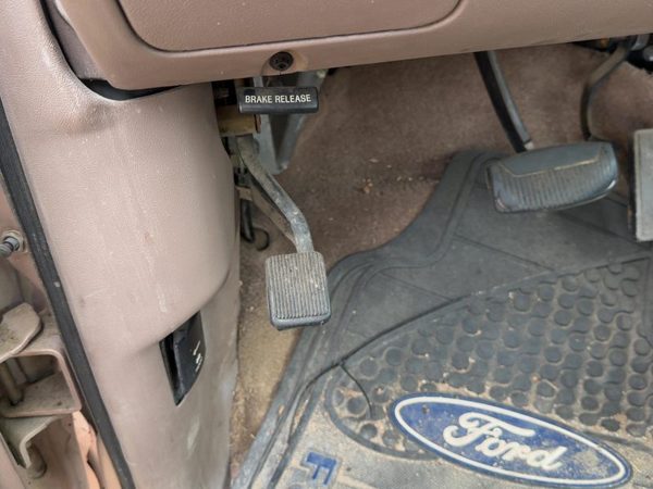 92-97 Ford F250 Parking Brake Pedal Assembly Oem Complete Emergency Unit — photo 2