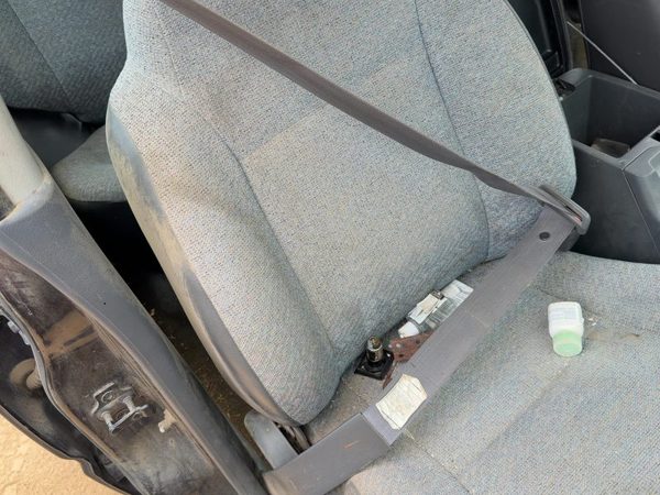 1998-2002 Isuzu Rodeo Passenger Right Front Seat Belt Retractor Oem Shoulder — photo 4