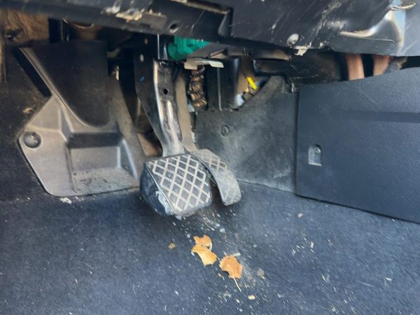 2001-2005 Vw Jetta Gas Pedal Assembly Oem Accelerator — photo 3