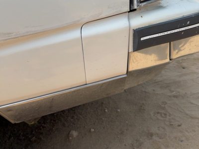 1986 Oldsmobile 98 Passenger Right Moulding From Fender Oem Trim Strip White