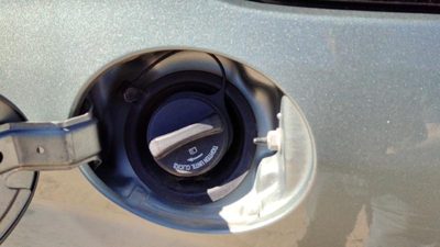 2005 2006 2007 Ford Escape Fuel Filler Neck Assembly With Gas Cap Oem
