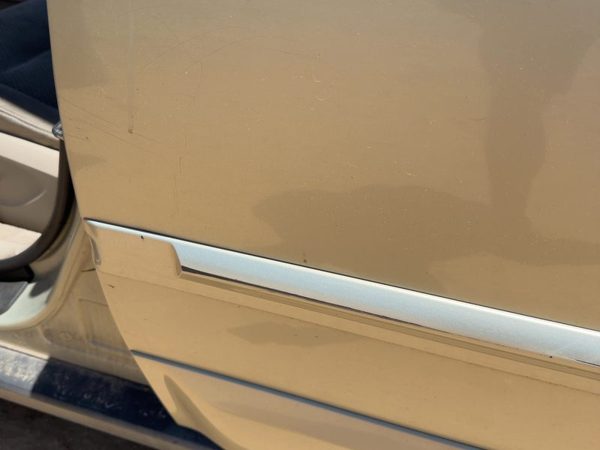 05-09 Legacy Outback Driver Left Rear Upper Moulding From Door Oem Gold 9J — photo 2