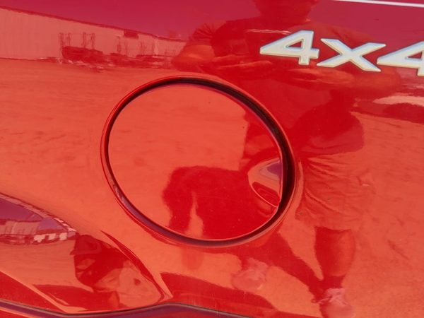 99-04 Grand Cherokee Fuel Tank Door With Hinge Gas Lid Oem Filler Flame Red Pr4 — photo 2