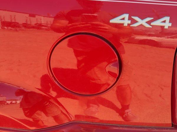 99-04 Grand Cherokee Fuel Tank Door With Hinge Gas Lid Oem Filler Flame Red Pr4 — photo 3