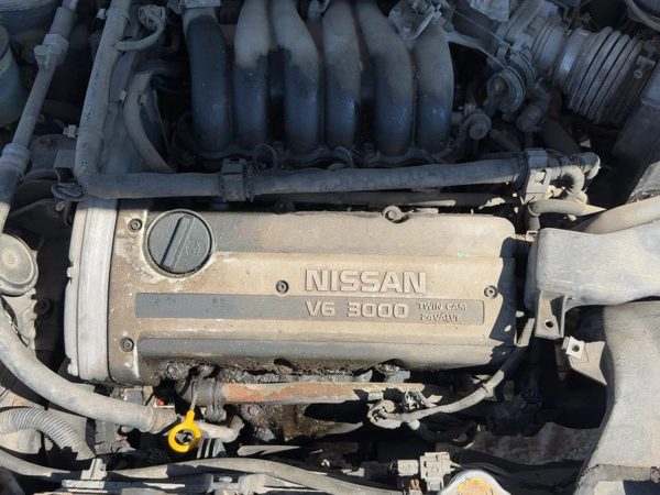 1996 Nissan Maxima Front Valve Cover Oem 3.0L — photo 4