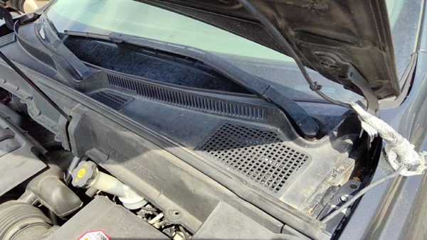 2009-2017 Chevy Traverse Windshield Wiper Cowl Vent Trim Panel Oem Cover — photo 2