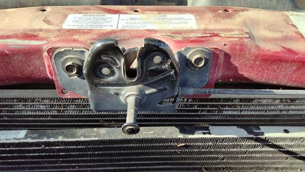 1998-2003 Dodge Durango Hood Latch Assembly With Bracket Oem — photo 1