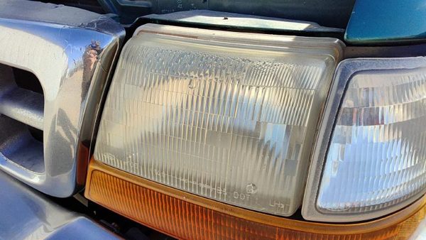 1998 Ford Ranger Headlamp Assembly LH F87Z13008FB — photo 2