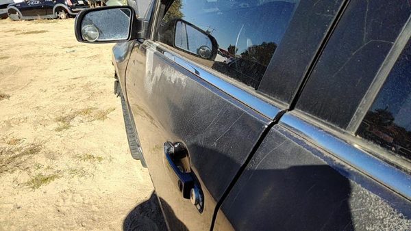 2008 Nissan Altima Front Door LH K50 Dark Slate — photo 2
