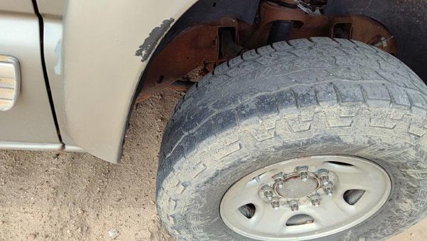 99-02 Silverado 2500 Passenger Front Wheel Flare Moulding Fender Pewter 11U — photo 2
