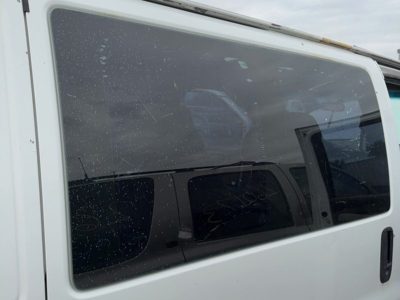 96-02 Express Van 2500 Passenger Right Rear Side Window Door Glass Oem Back
