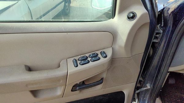 04-05 Ford Explorer Driver Left Front Door Trim Panel With Master Switch Tan Gp — photo 6