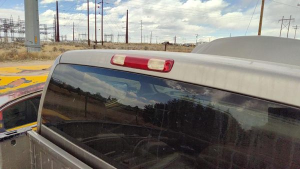 1999-2007 Chevy Silverado 2500 Third Brake Light Middle Lamp Oem — photo 3
