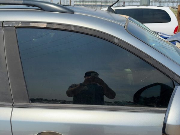 2003-2008 Infinity Fx45 Passenger Right Front Side Window Door Glass Oem — photo 4