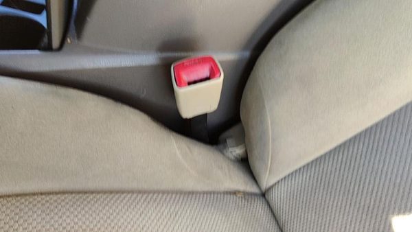 2007-2010 Nissan Altima Driver Left Front Seat Belt Buckle Receiver Oem Blond C — photo 3
