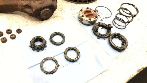 1979 Ford F150 Driver Left Front Spindle Steering Knuckle With Wheel Hub Oem 4X4 — photo 8