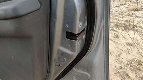 2007-2012 Nissan Sentra Passenger Right Front Door Latch With Rods/Cables Oem — photo 3