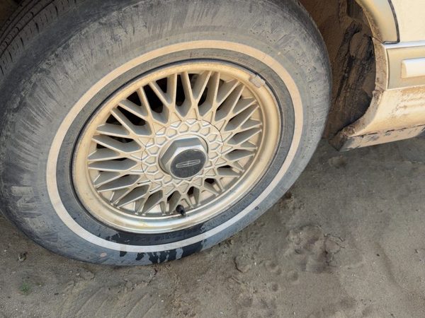 1990-1997 Lincoln Town Car 15 Aluminum Wheel Oem Factory Rim #4 F5Vz1007Ea — photo 2