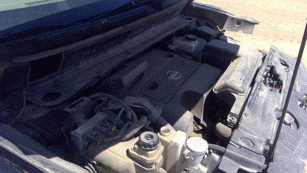2013 Nissan Pathfinder — vehicle photo 3