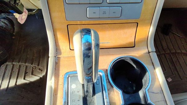 07-09 Navigator Floor Shifter Lever Assembly Shift Unit Automatic Transmission — photo 3
