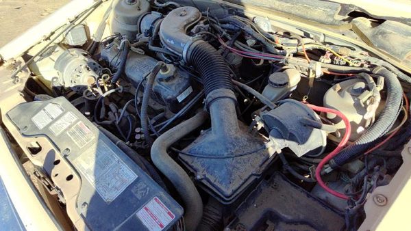1984 Ford Tempo Complete Air Intake Cleaner Filter Box Housing With Tube 2.3L — photo 4