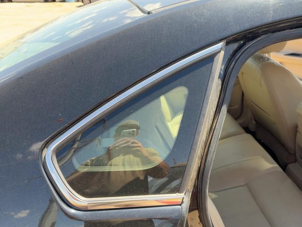2006-2013 Chevy Impala Passenger Right Rear Quarter Glass Back Side Window Oem — photo 1