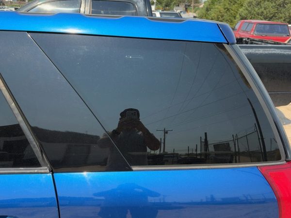 2002-2007 Saturn Vue Redline Driver Left Rear Quarter Glass Back Side Window Oem — photo 2
