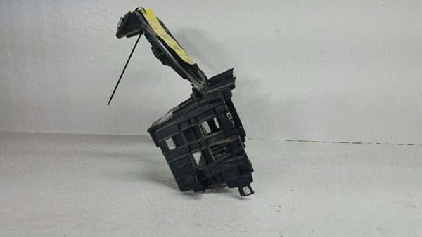 2008 Mini Cooper Misc. Interior Part * Free Shipping * OEM Radio Stereo Mount — photo 4