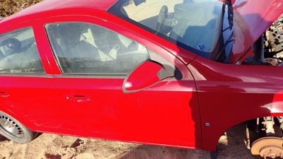 2007 Chevrolet Cobalt Front Door RH 74U Victory Red 25830154