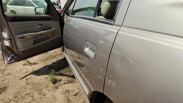 1999 Cadillac DeVille Rear Door LH 46A Beige — photo 3