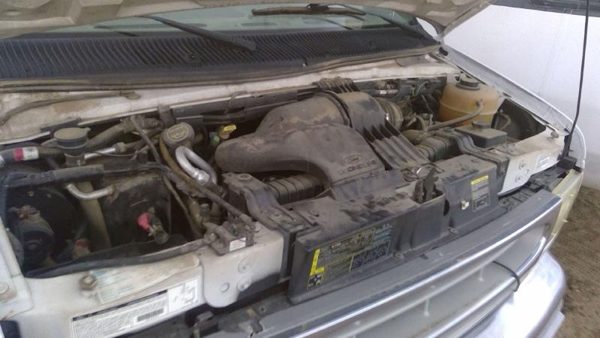 2002 Ford E-350 Super Duty Caliper Van E450 RH — photo 2