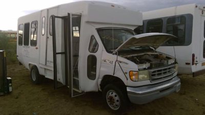 2002 Ford E-350 Super Duty Air Bag Van E450