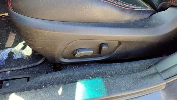 15-16 Subaru Wrx Driver Left Side Power Seat Switch With Trim Panel Cbl30 Carbon — photo 4