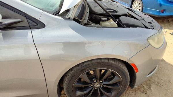 2015 Chrysler 200 Fender RH Billet Silver Psc — photo 7