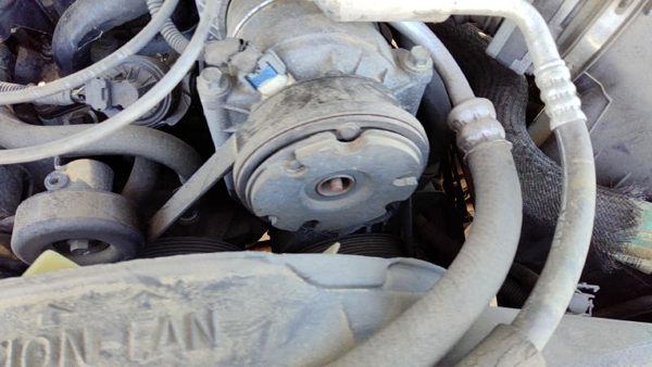 1998-2001 Olds Bravada Power Steering Pump With Mount Bracket Oem 4.3L — photo 3