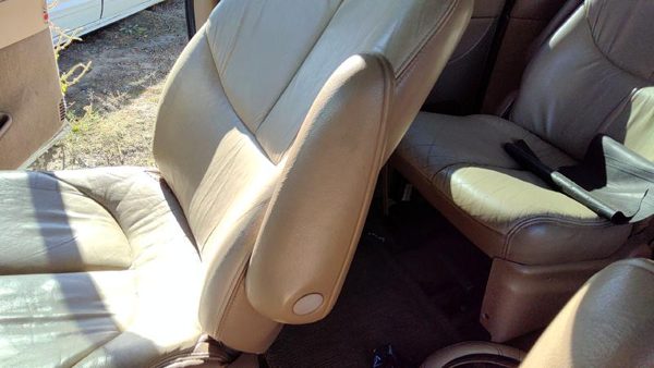 1996-2000 Town & Country Passenger Right Front Arm Rest Oem K5 Camel Rh — photo 3