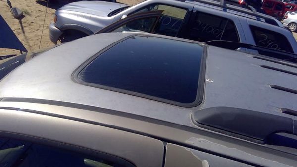 1998-2003 Toyota Sienna Sun Roof Glass Oem Top Window 6320108010 — photo 5
