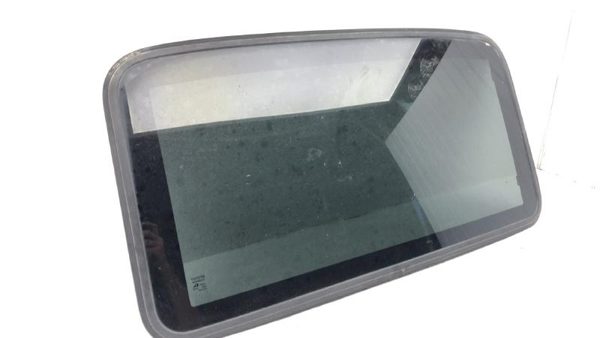 1998-2003 Toyota Sienna Sun Roof Glass Oem Top Window 6320108010 — photo 1