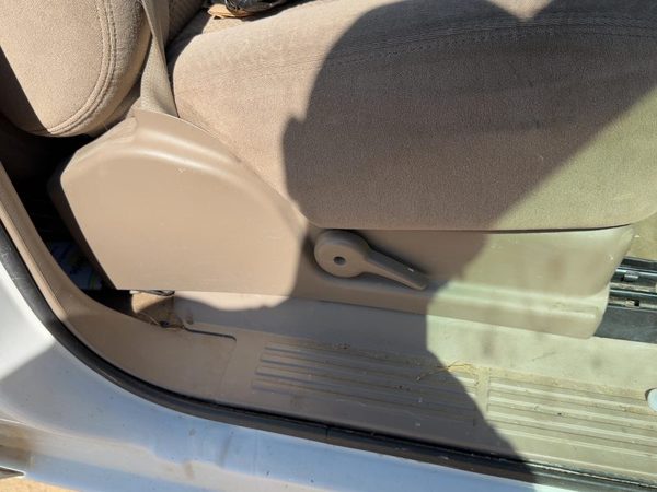03-07 Chevy Silverado 2500 Passenger Right Side Seat Trim Panel Oem Tan 52D — photo 4