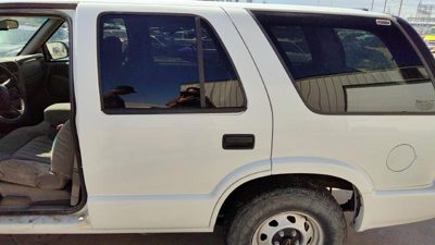 1999 Blazer S10/jimmy S15 Rear Door LH White 50U