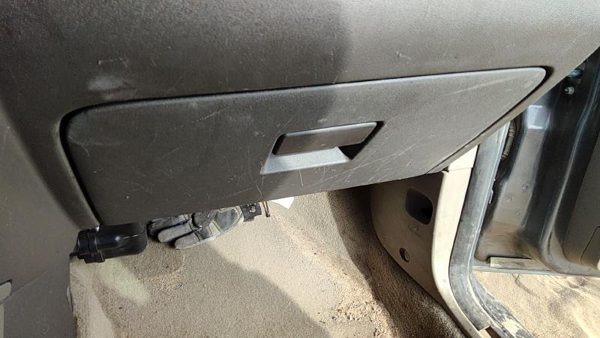 2008-2011 Ford Focus Glove Box Assembly Complete Door With Latch Oem Gray Gs — photo 1