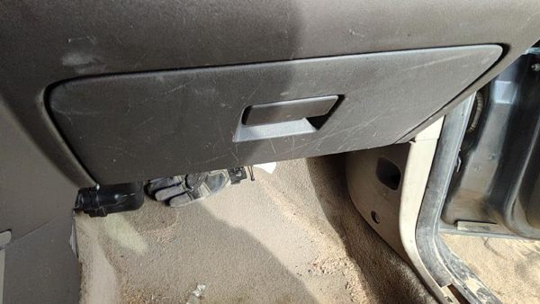 2008-2011 Ford Focus Glove Box Assembly Complete Door With Latch Oem Gray Gs — photo 2