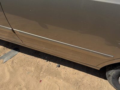 01-03 Elantra Driver Left Rear Moulding From Door Back Gls Sedan Prime Beige Ko