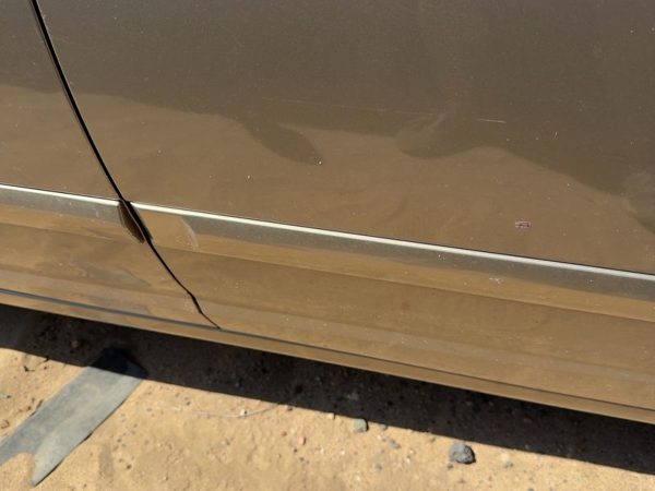 01-03 Elantra Driver Left Rear Moulding From Door Back Gls Sedan Prime Beige Ko — photo 7