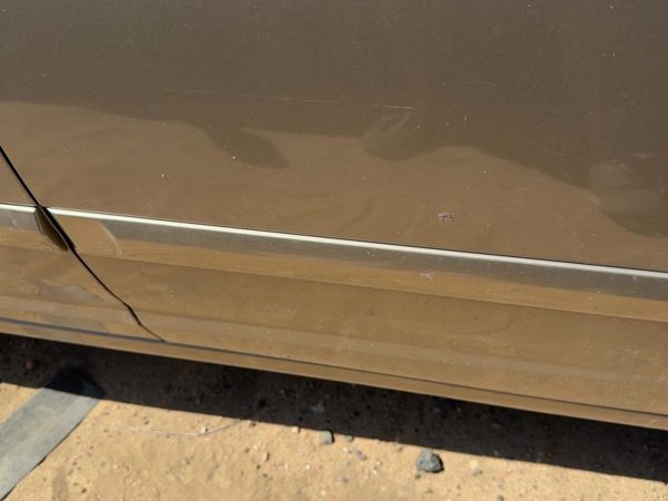 01-03 Elantra Driver Left Rear Moulding From Door Back Gls Sedan Prime Beige Ko — photo 6